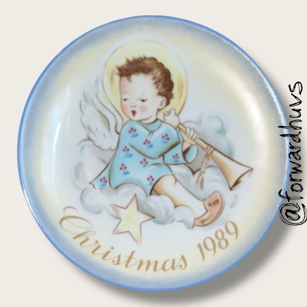 1989 Berta Hummel Collector Plate – “Angelic Musician” - No Box
